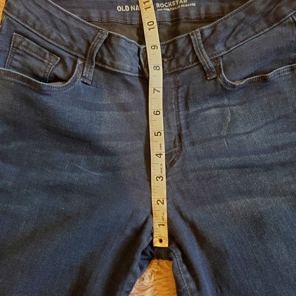 Dark wash stretchy skinny jeans - Picture 9 of 13